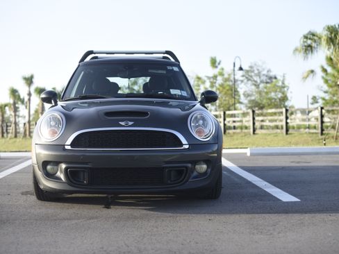 Used 2013 MINI Cooper S FWD image 2