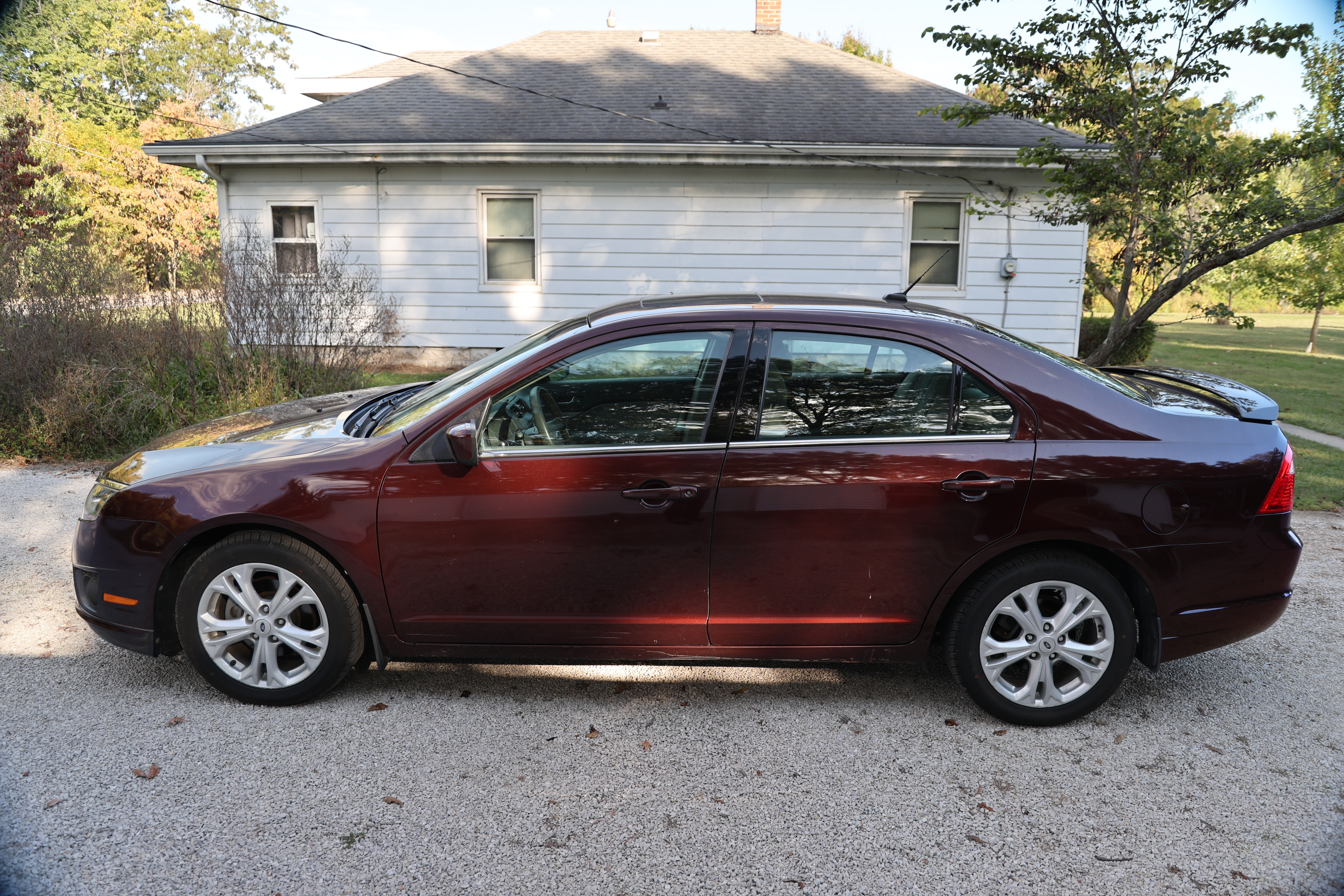 Used 2012 Ford Fusion SE FWD image 10
