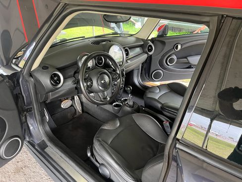 Used 2012 MINI Cooper S image 10