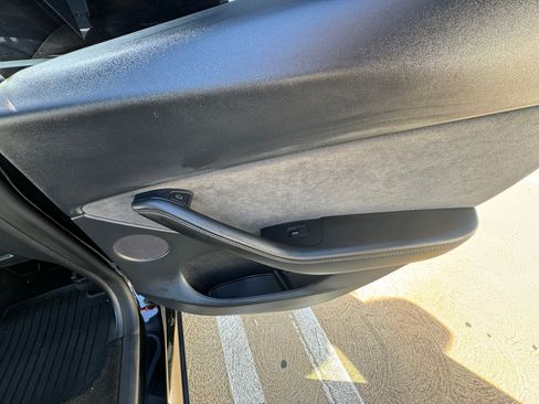 Used 2023 Tesla Model Y Performance AWD/4WD image 22