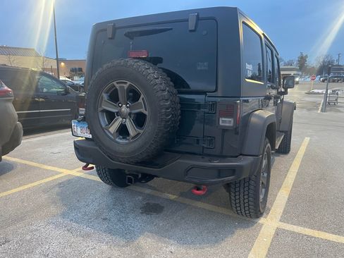 Used 2017 Jeep Wrangler Unlimited Rubicon image 5