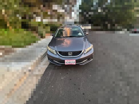 Used 2015 Honda Civic LX image 2