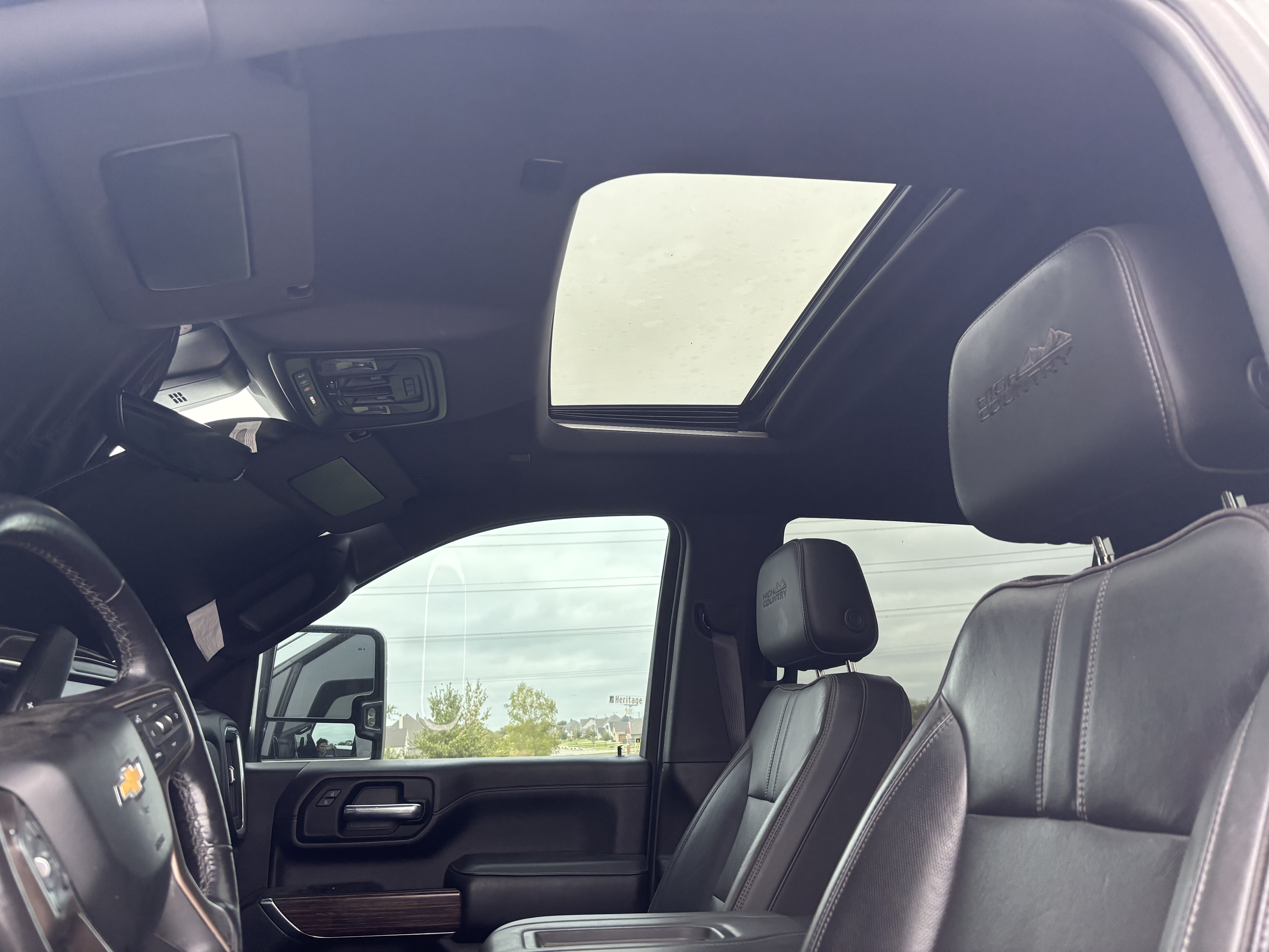 Used 2021 Chevrolet Silverado 2500 High Country w/ Z71 Off-Road Package AWD/4WD image 19