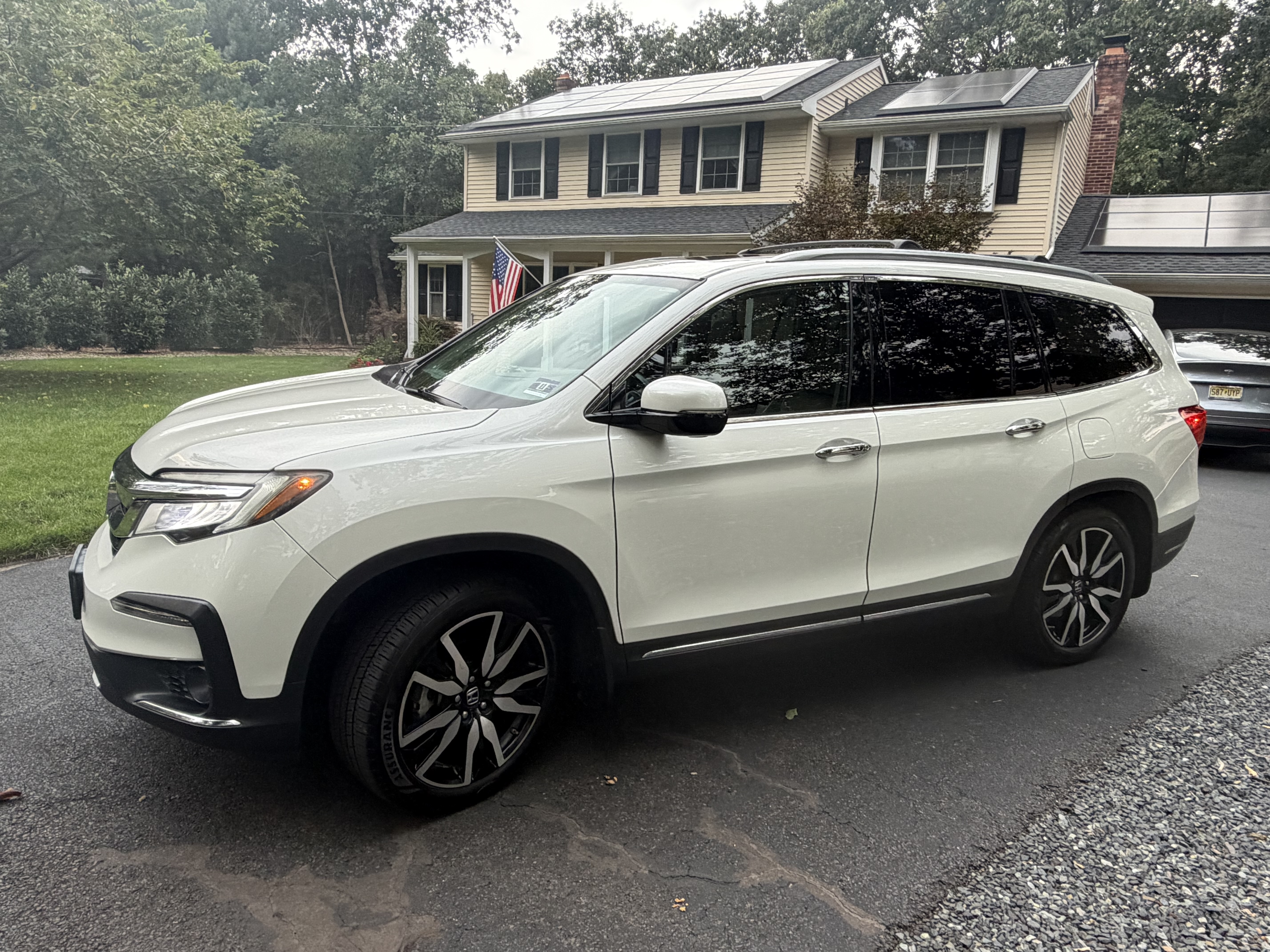 Used 2019 Honda Pilot Elite image 1