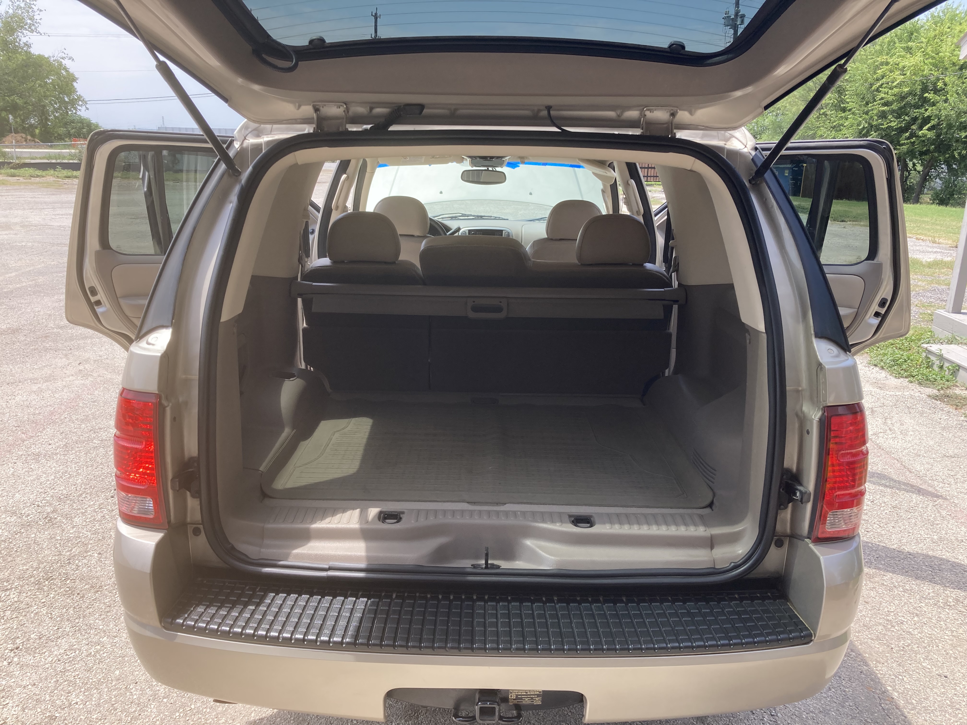 Used 2005 Ford Explorer Sport XLT RWD image 6