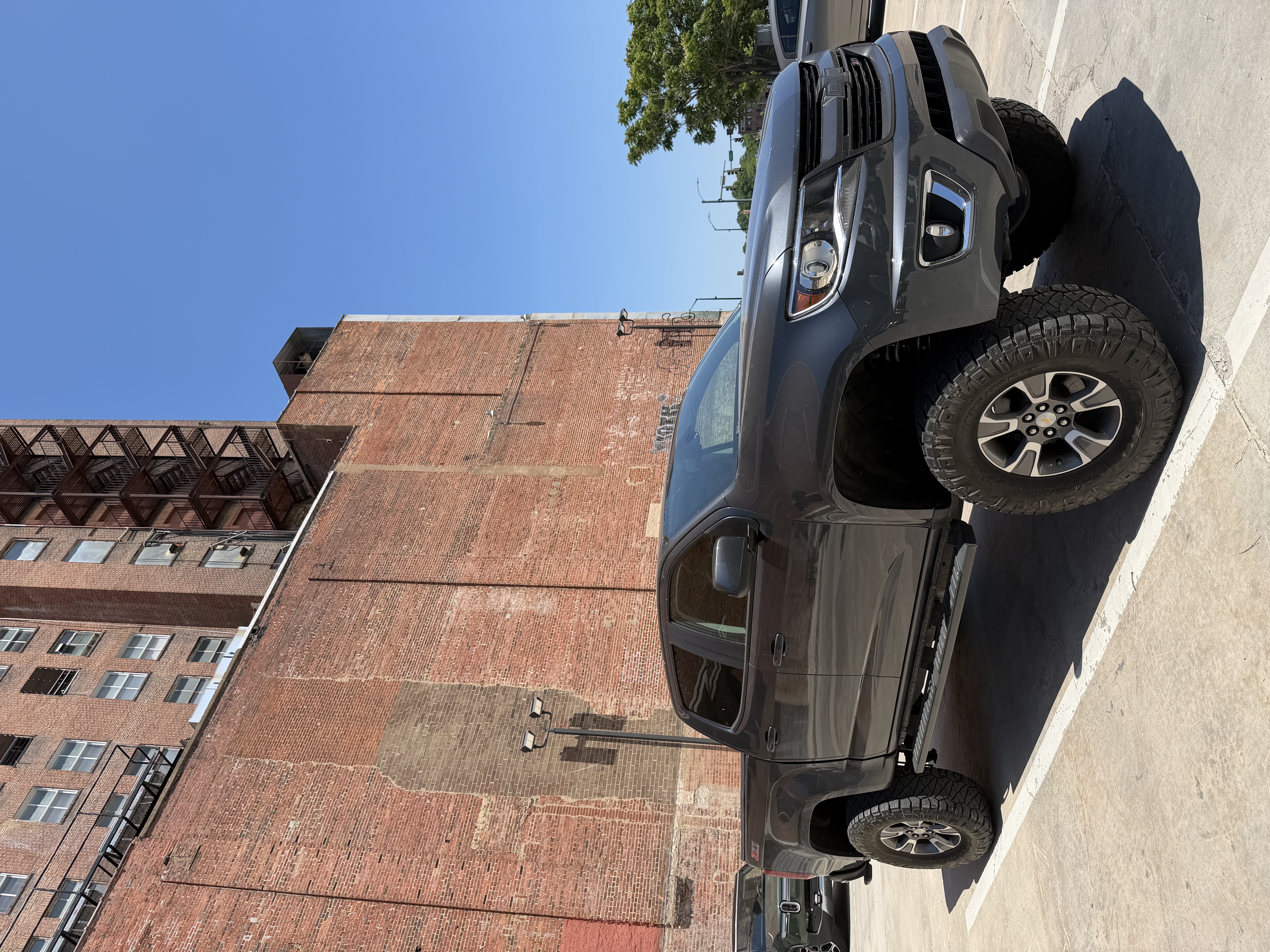 Used 2016 Chevrolet Colorado Z71 RWD image 4