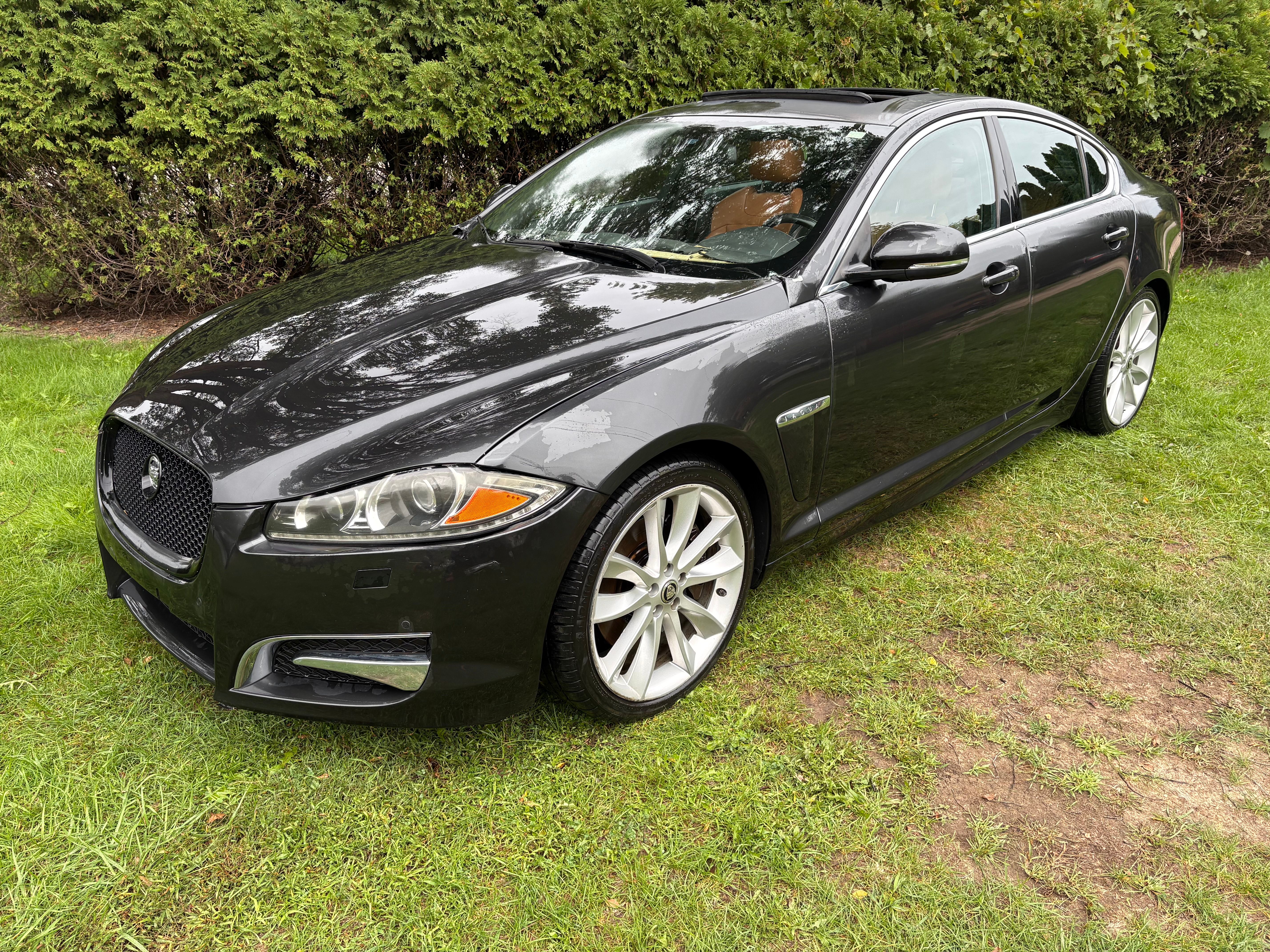 Used 2013 Jaguar XF 3.0 AWD/4WD image 1