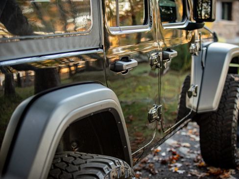 Used 2020 Jeep Wrangler Unlimited Sport image 18