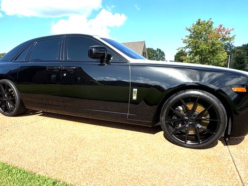 Used 2010 Rolls-Royce Ghost RWD image 1