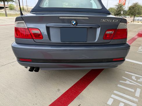 Used 2005 BMW 325Ci Convertible image 22