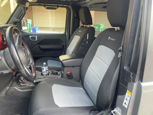 Used 2019 Jeep Wrangler Rubicon image 5