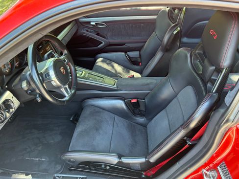 Used 2015 Porsche 911 GT3 RWD image 8