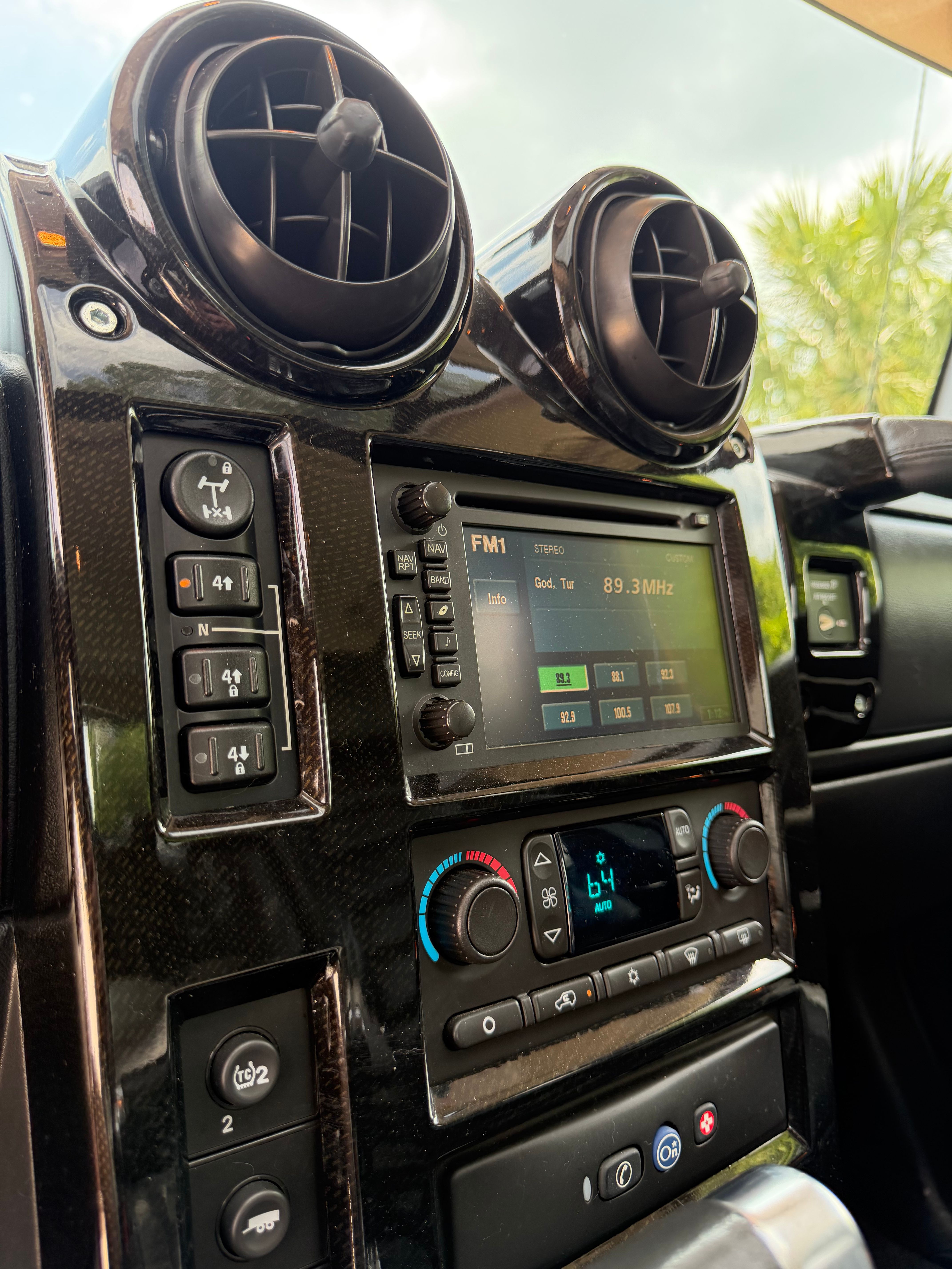 Used 2007 HUMMER H2 SUT w/ Special Edition AWD/4WD image 12