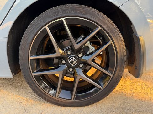 Used 2024 Honda Civic Sport Touring image 19