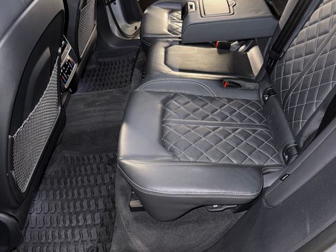 Used 2021 Audi SQ8 Prestige image 14