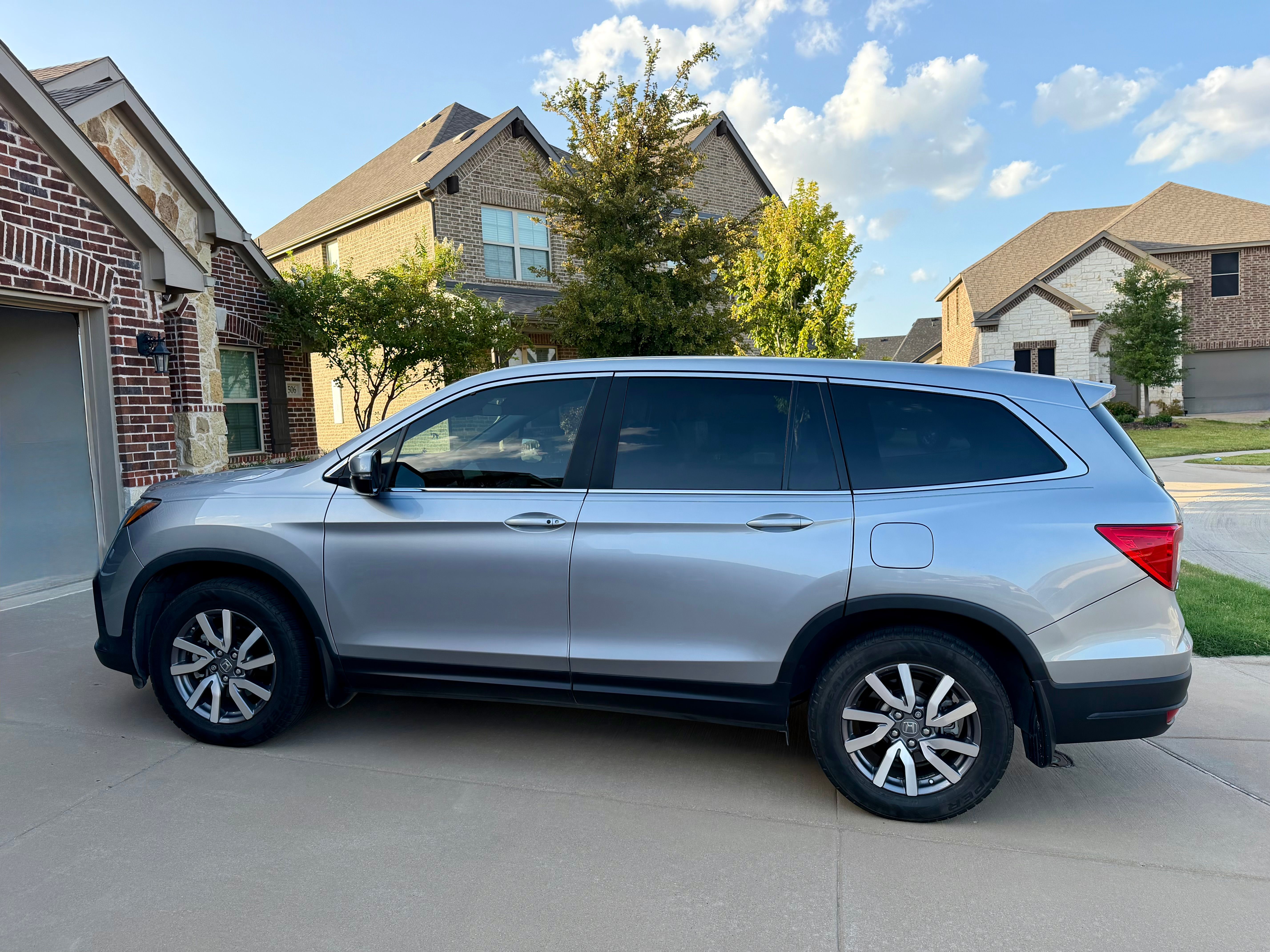 Used 2020 Honda Pilot EX image 5