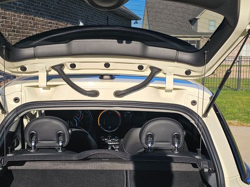 Used 2019 MINI Cooper 2-Door Hardtop image 20