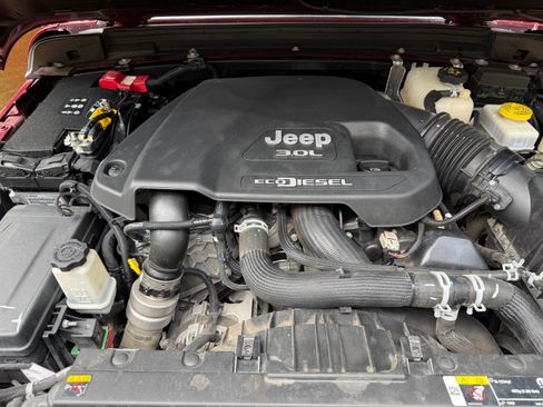 Used 2021 Jeep Wrangler Unlimited Rubicon w/ Safety Group AWD/4WD image 15