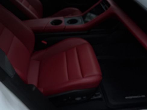 Used 2022 Porsche Taycan 4S AWD/4WD image 20