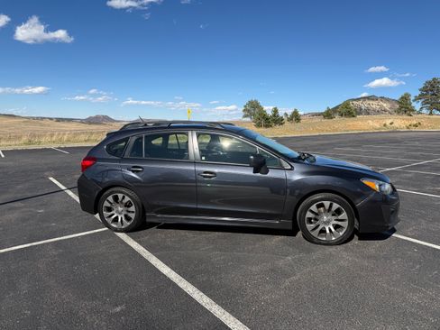 Used 2014 Subaru Impreza 2.0i Sport Premium image 5