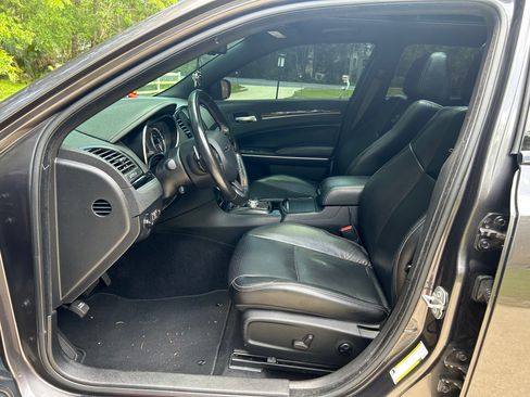 Used 2021 Chrysler 300 S w/ S Model Appearance Package image 14