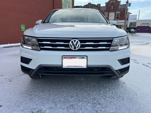 Used 2021 Volkswagen Tiguan SE image 8