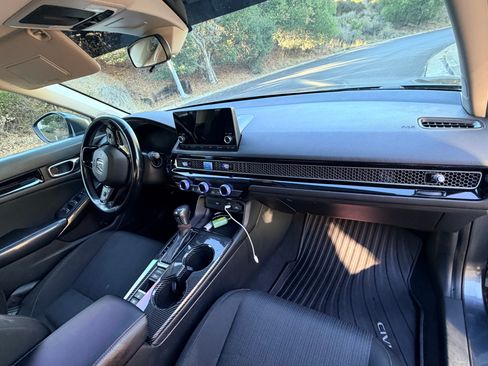 Used 2022 Honda Civic EX image 17