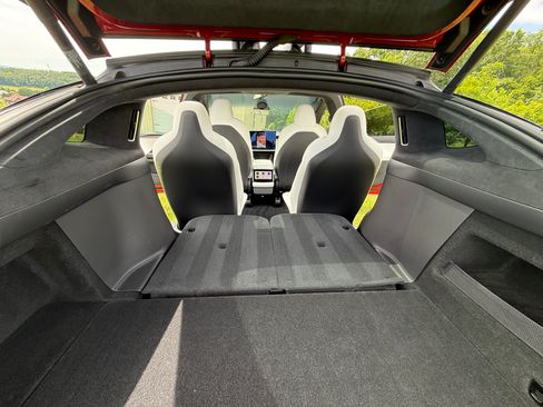 Used 2023 Tesla Model X AWD/4WD image 11