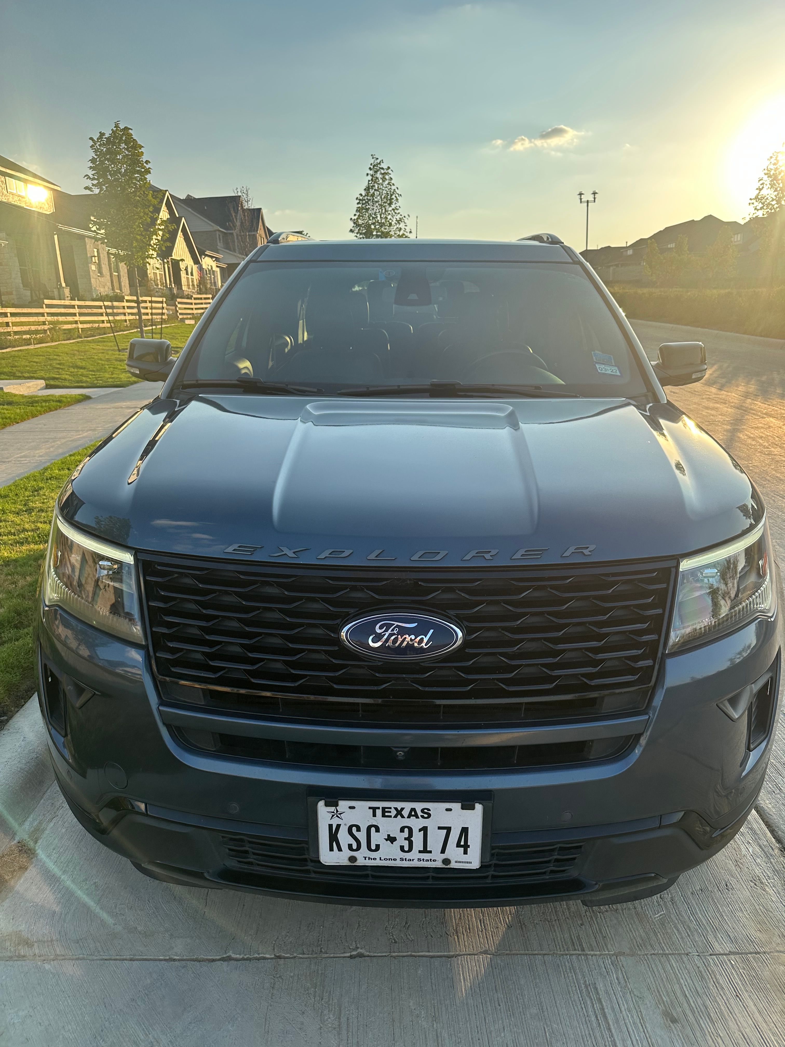 Used 2018 Ford Explorer Sport w/ Equipment Group 401A AWD/4WD image 1
