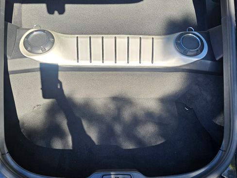 Used 2018 Porsche 718 Cayman Coupe 2D image 25