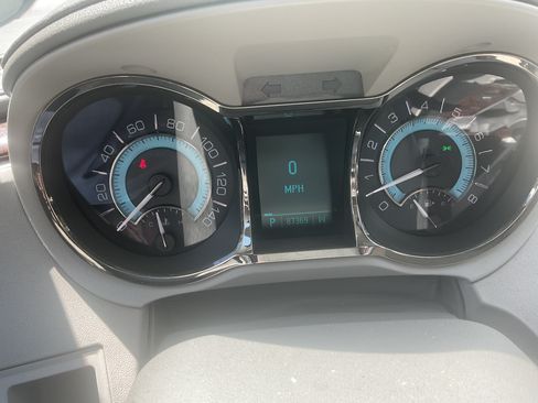 Used 2011 Buick LaCrosse CXL image 13