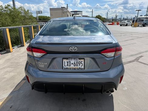 Used 2025 Toyota Corolla SE FWD image 4