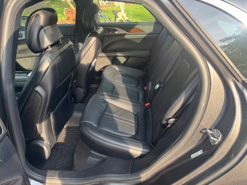 Used 2019 Lincoln MKZ Reserve w/ Reserve Plus Package FWD image 12