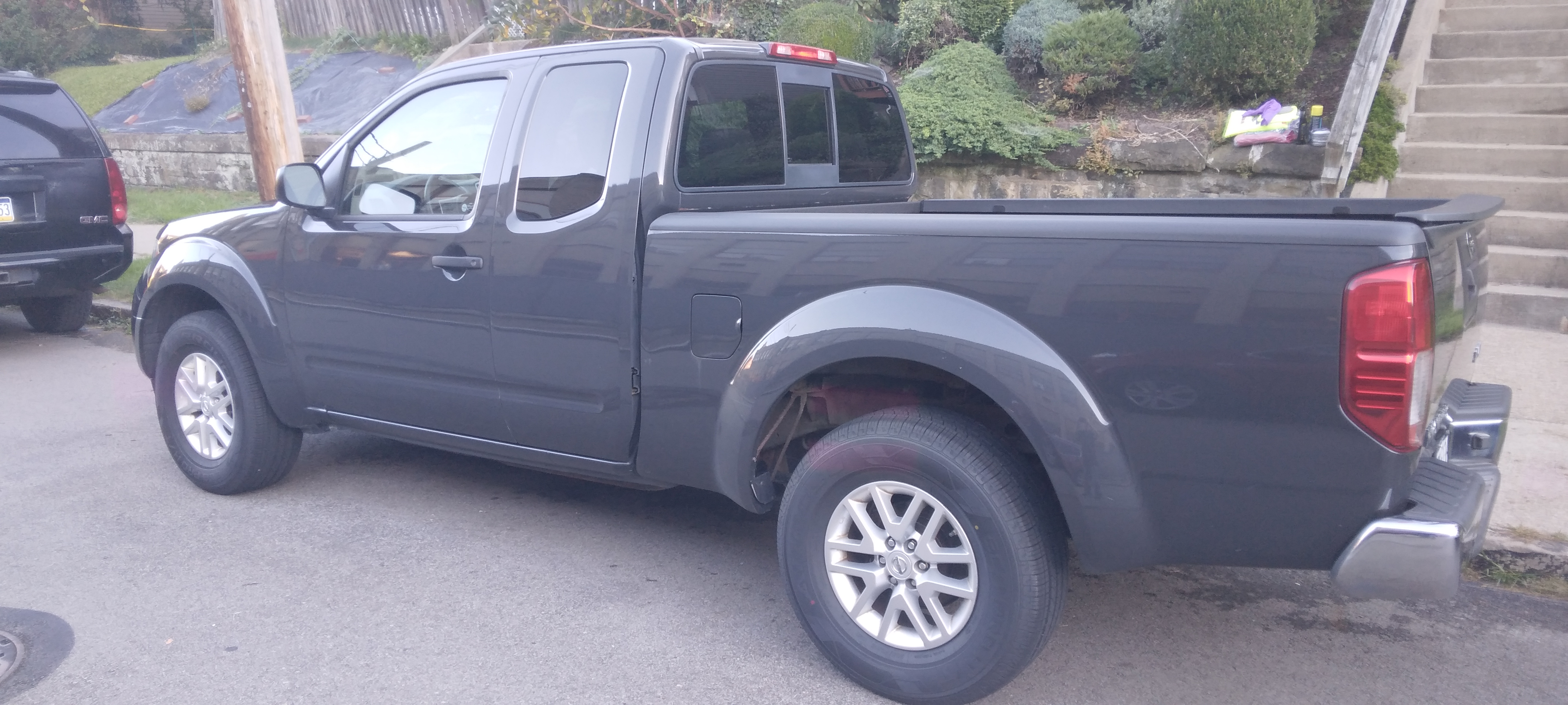 Used 2014 Nissan Frontier SV AWD/4WD image 8