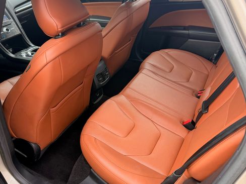 Used 2019 Ford Fusion Energi Titanium image 15