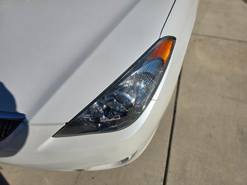 Used 2006 Toyota Solara SLE image 14