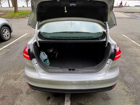 Used 2017 Ford Focus SE image 9