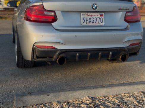 Used 2017 BMW M240i Coupe RWD image 4