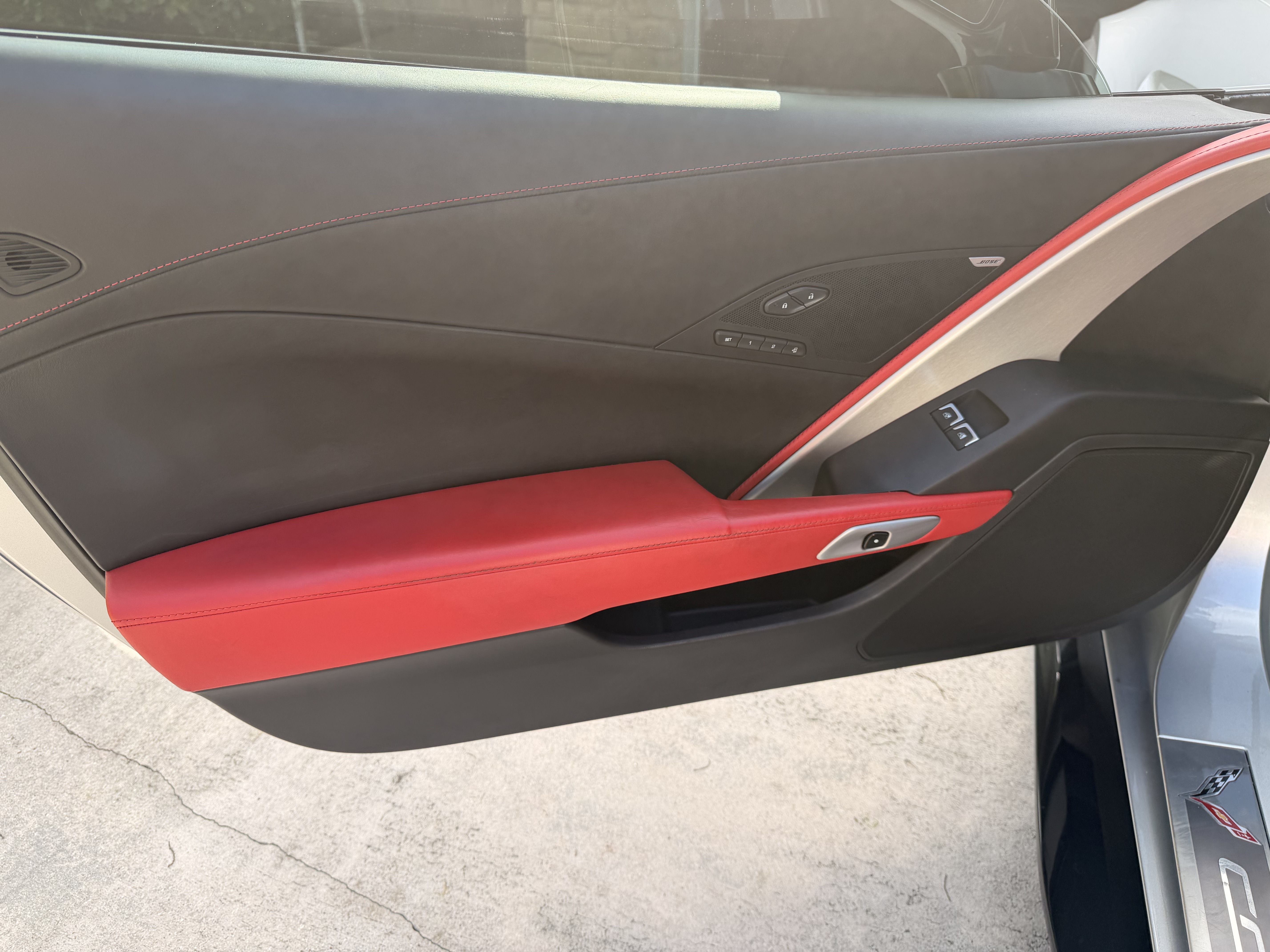 Used 2018 Chevrolet Corvette Z06 RWD image 13