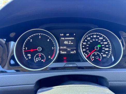 Used 2015 Volkswagen Golf TDI SEL w/ Lighting Package (SEL) FWD image 13