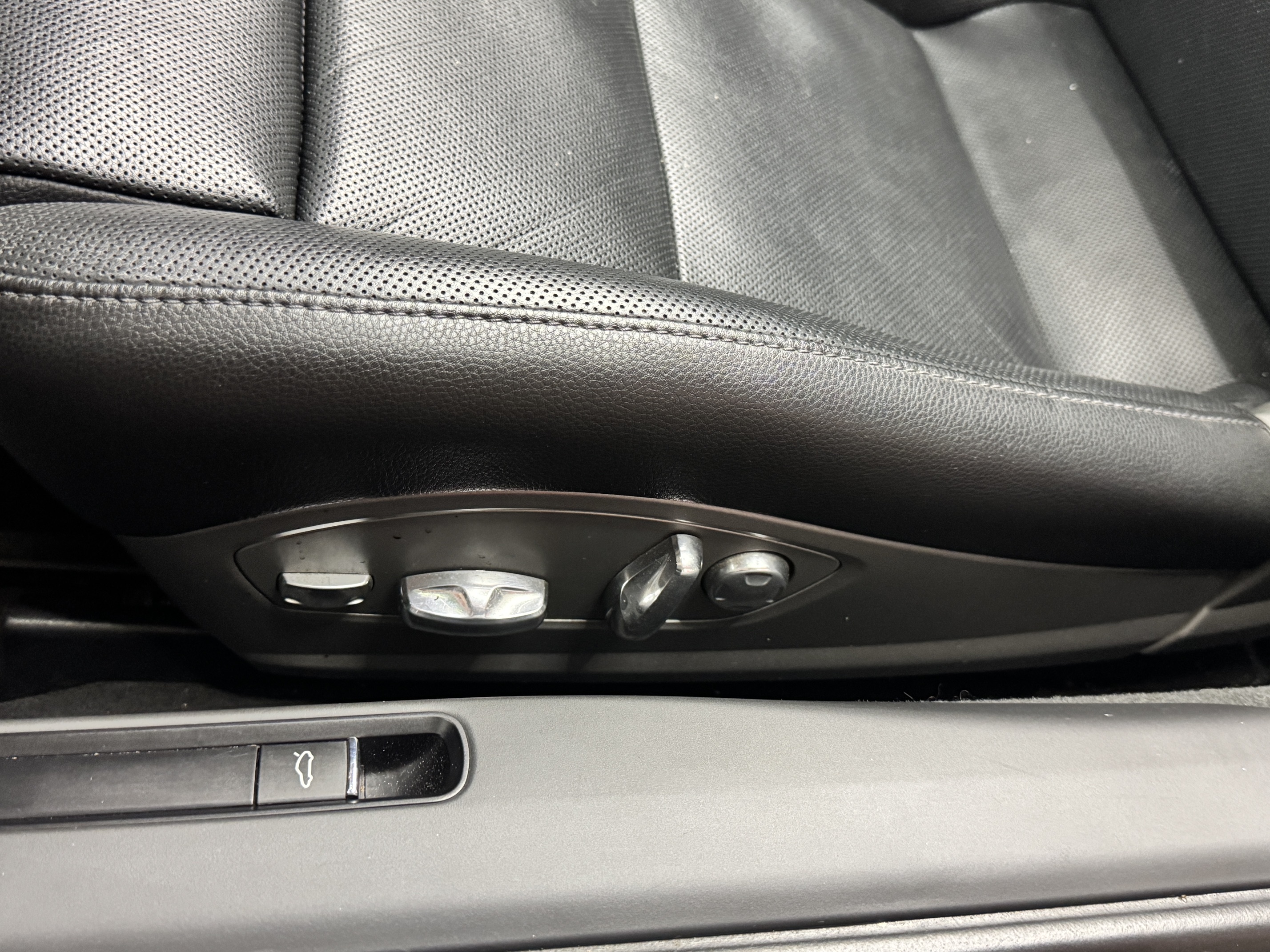 Used 2013 Porsche 911 Carrera S RWD image 29