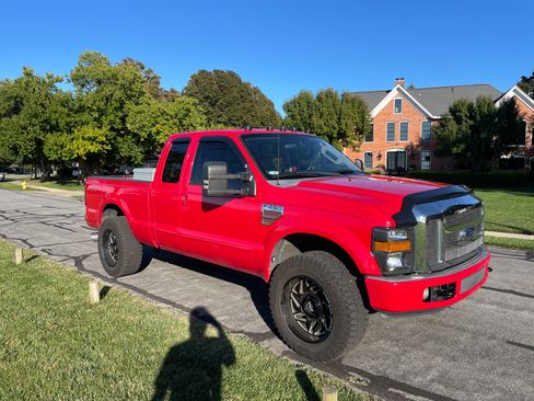 Used 2008 Ford F250 FX4 image 1