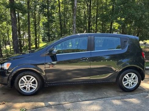 Used 2013 Chevrolet Sonic LT FWD image 4
