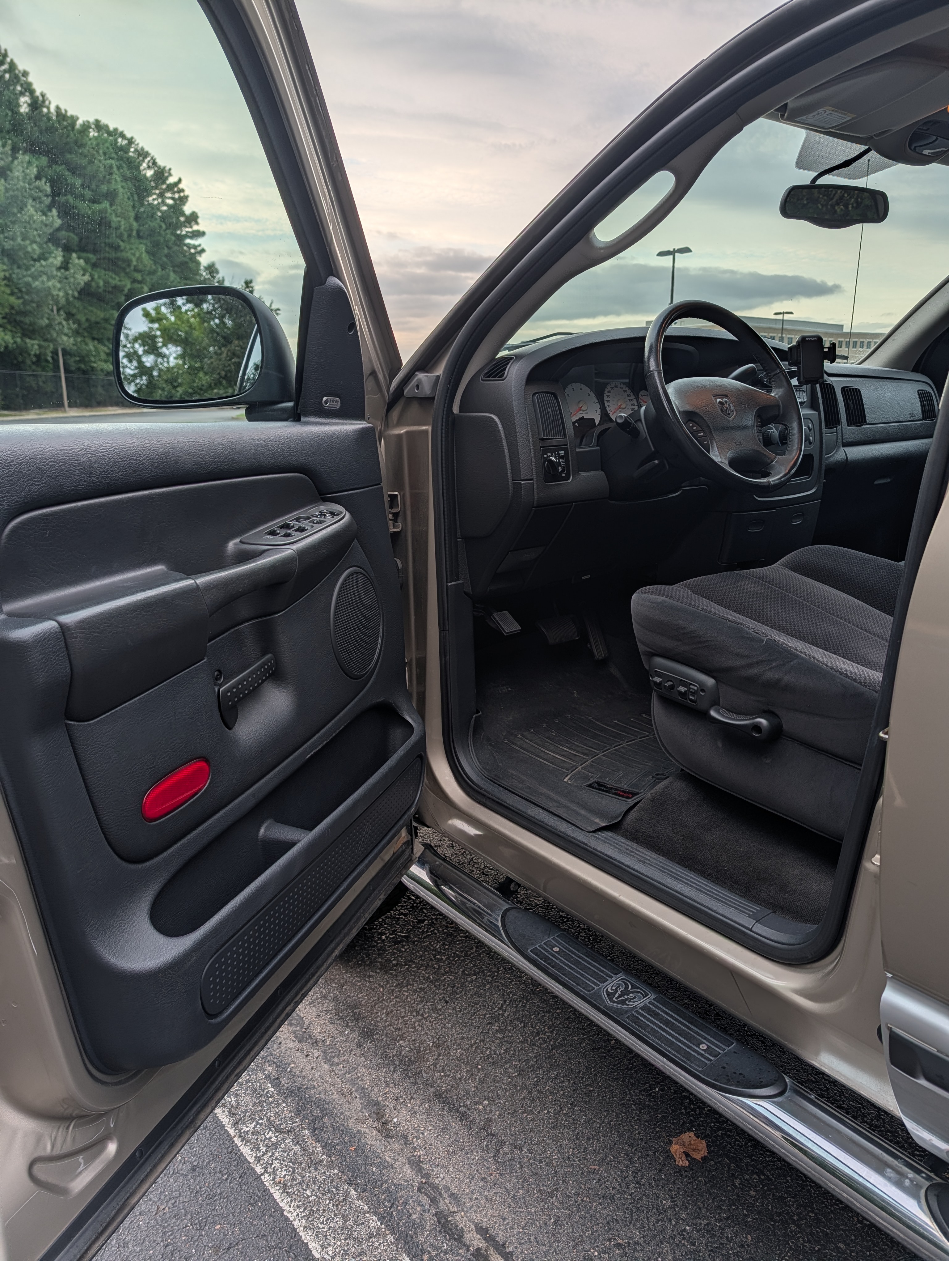 Used 2003 Dodge Ram 2500 Truck SLT AWD/4WD image 20