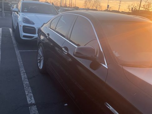 Used 2011 BMW 528i Sedan image 16