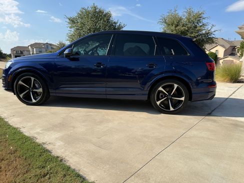 Used 2019 Audi Q7 3.0T Premium Plus w/ Premium Plus Package image 2