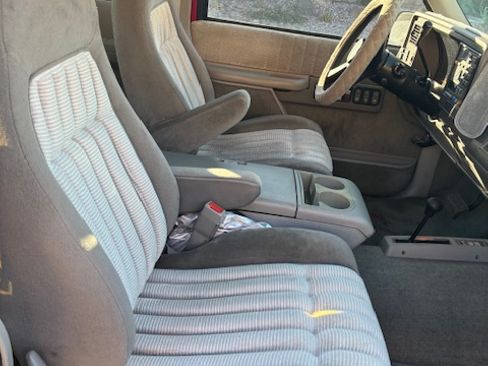 Used 1994 Chevrolet Silverado 1500 4x4 Extended Cab image 9