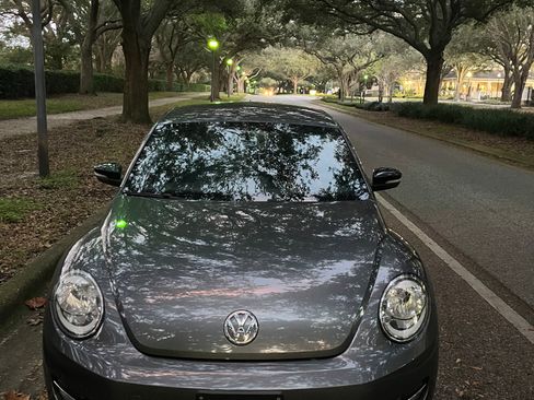 Used 2013 Volkswagen Beetle Turbo image 12