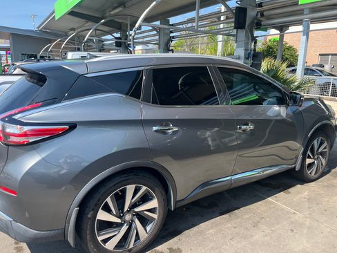 Used 2015 Nissan Murano Platinum w/ Platinum Technology Package image 2