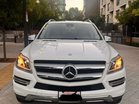 Used 2015 Mercedes-Benz GL 450 4MATIC image 26